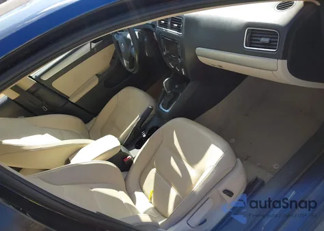 2014 Volkswagen Jetta 1.8T Se из США, поврежденный, VIN 3VWD17AJ5EM388553